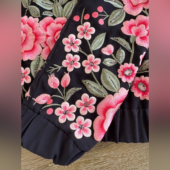 Needle & Thread Embroidered Rose Bomber Floral Crepe Jacket Size US 8 - Picture 12 of 16